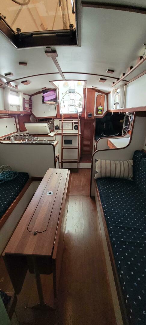 Slide: The Image of Morris Justine 36 Cutter 1990 - 5145673