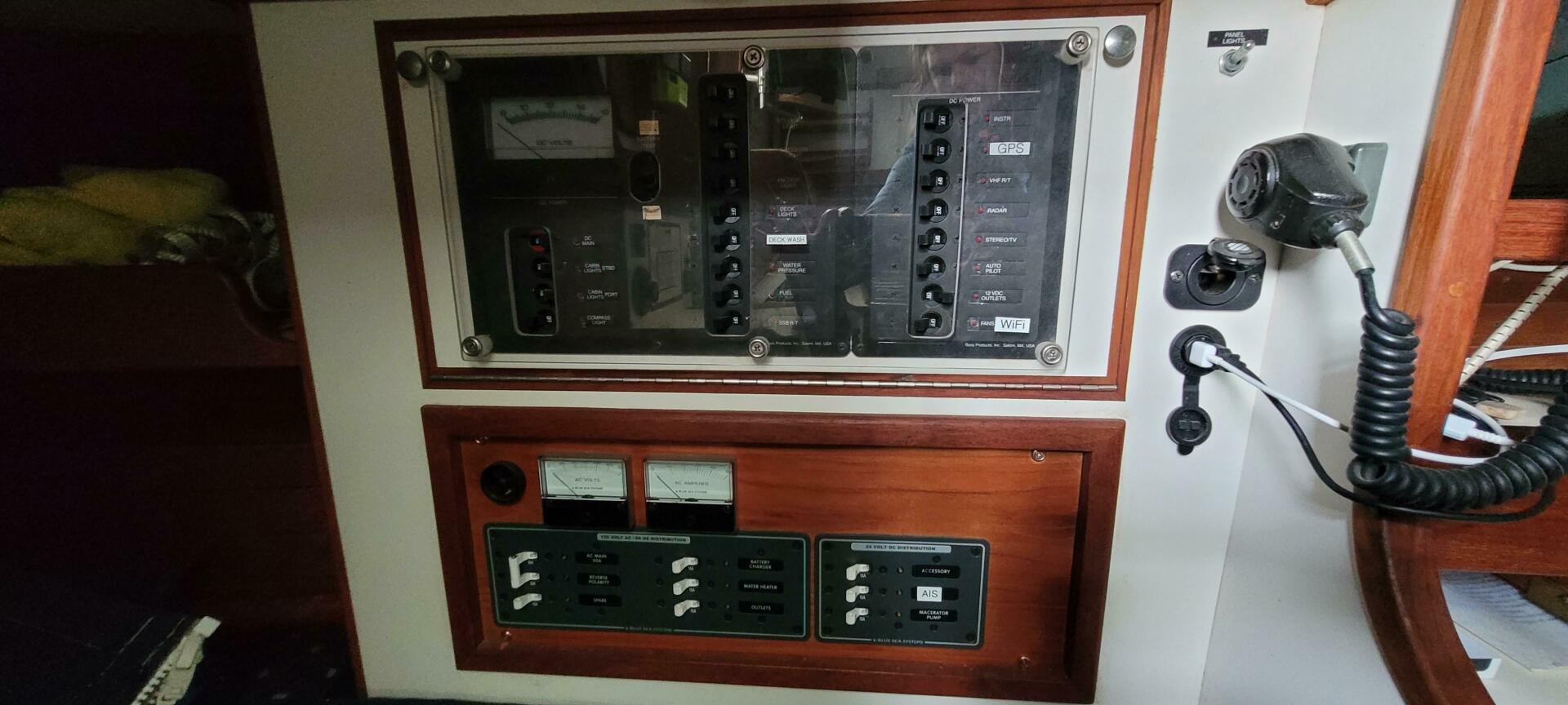 Slide: The Image of Morris Justine 36 Cutter 1990 - 5145682