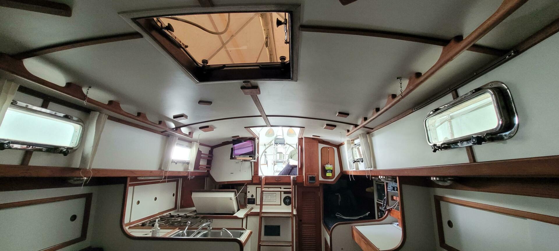 Slide: The Image of Morris Justine 36 Cutter 1990 - 5145690