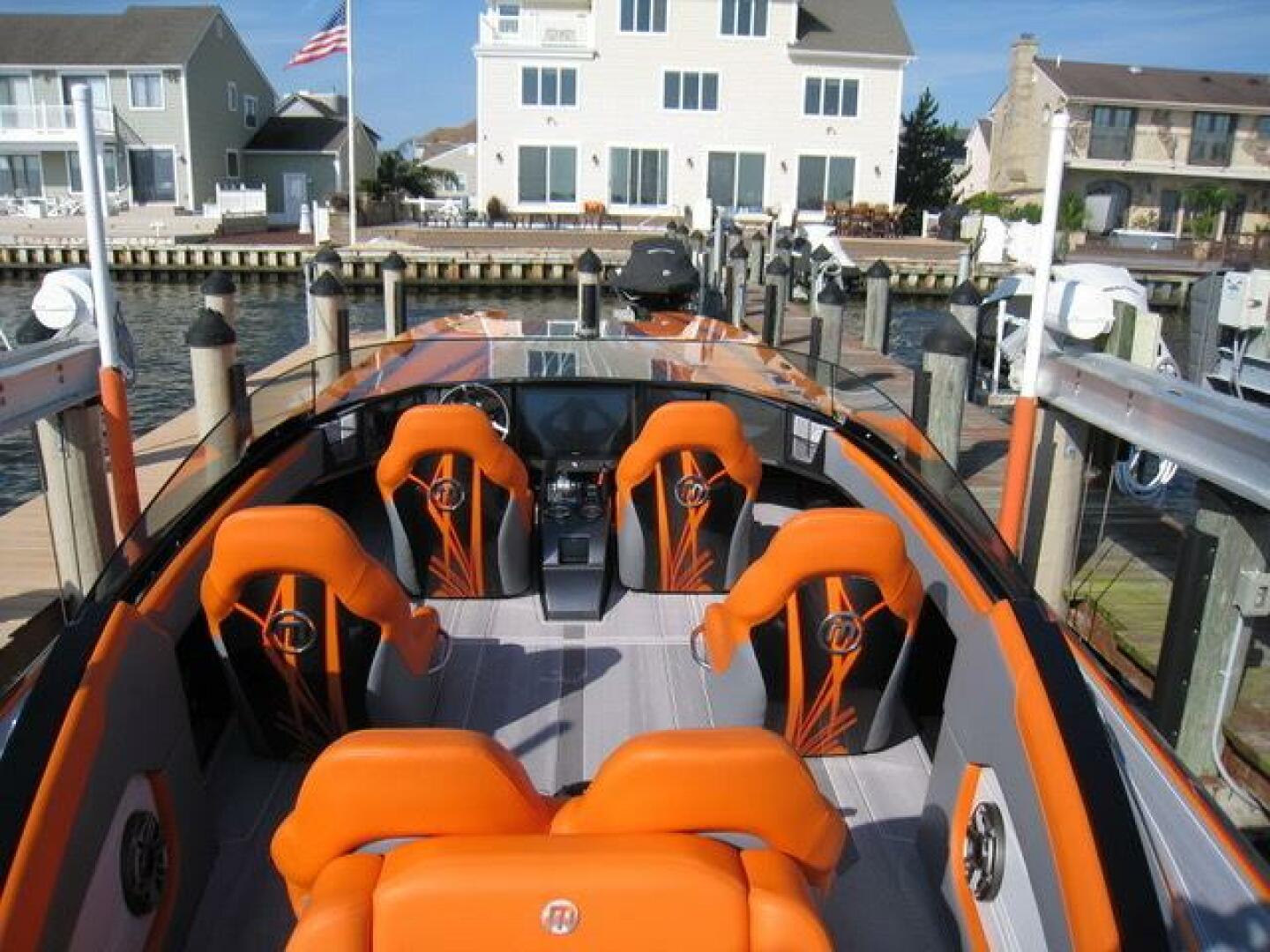 Slide: The Image of Mystic C4000 Carbon Edition 2024 - 5353846