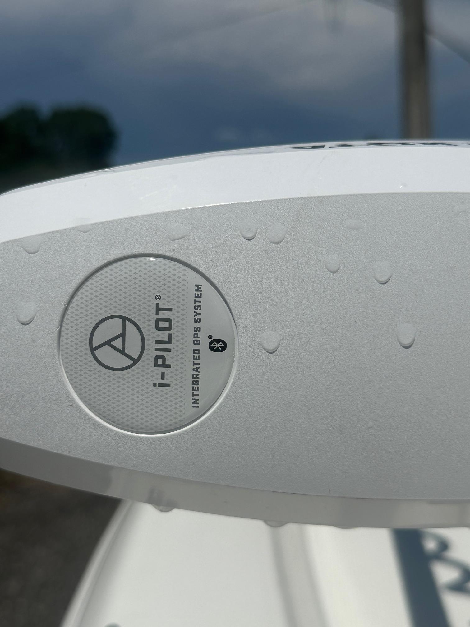 Slide: The Image of Close-up of i-Pilot integrated GPS system on 2015 NauticStar 1810 NauticBay boat. - 28