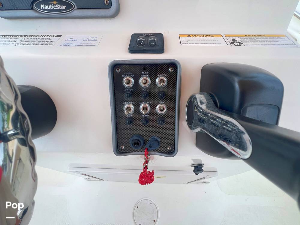 Slide: The Image of NauticStar 1900 XS Offshore 2015 - 15546497