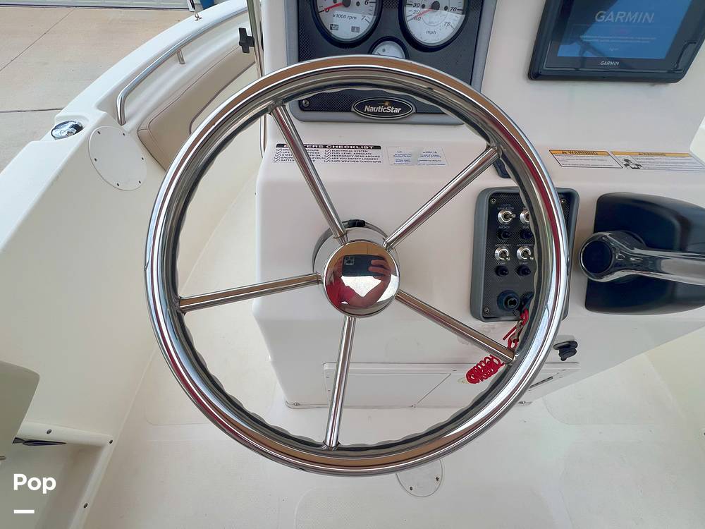 Slide: The Image of NauticStar 1900 XS Offshore 2015 - 15546500
