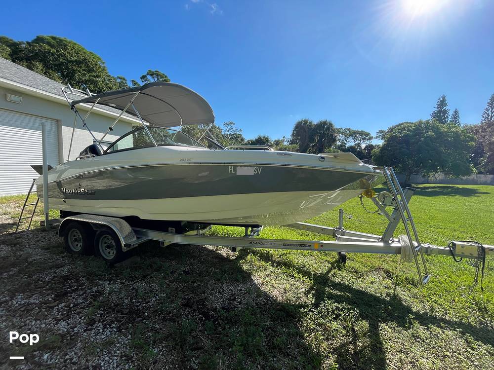 Slide: The Image of NauticStar 203dc 2021 - 18