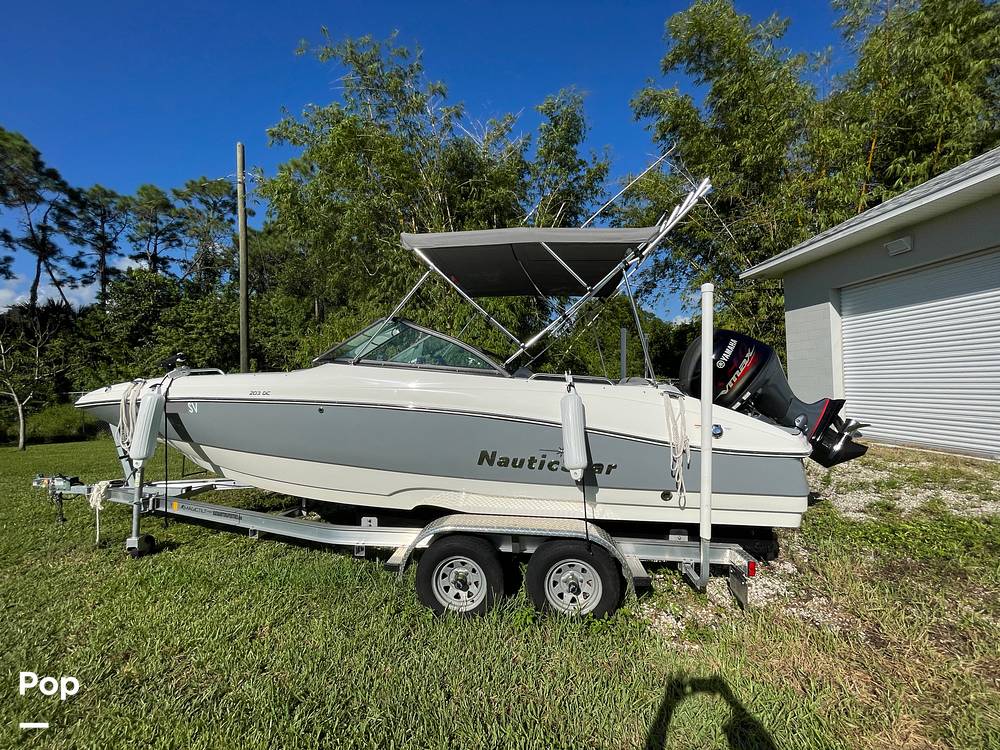 Slide: The Image of NauticStar 203dc 2021 - 3