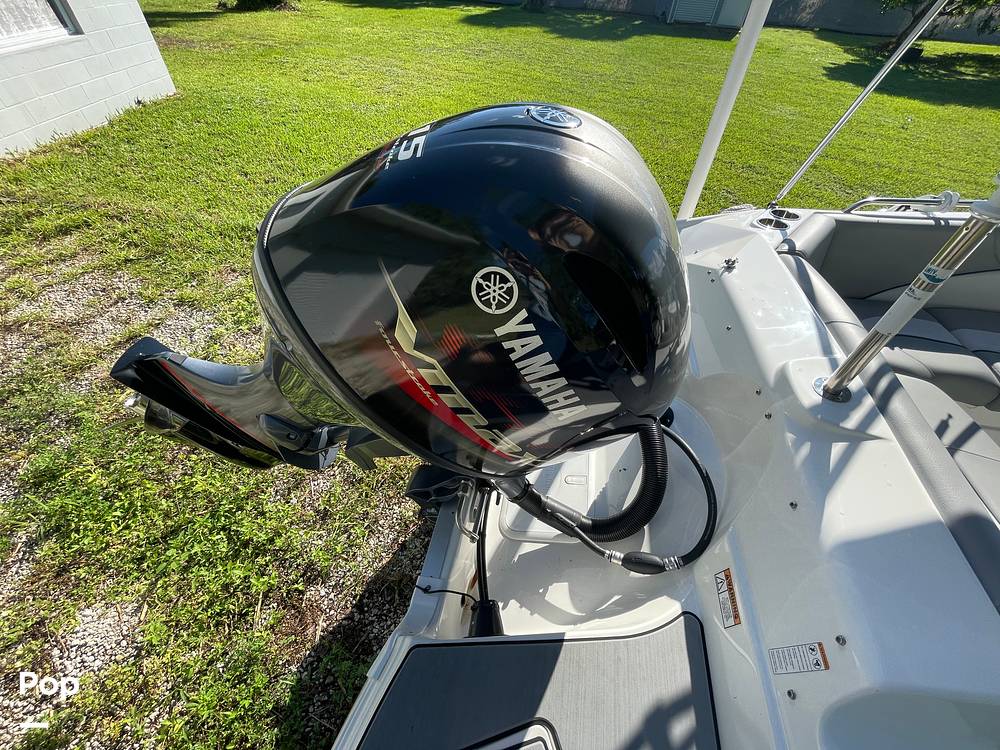 Slide: The Image of NauticStar 203dc 2021 - 31