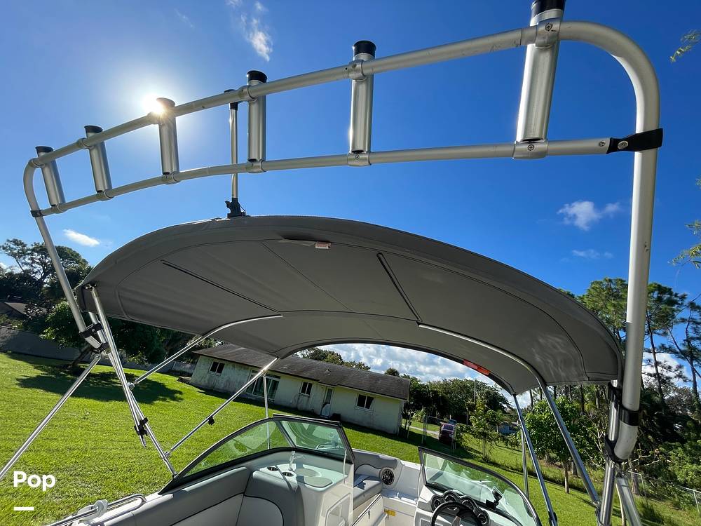 Slide: The Image of NauticStar 203dc 2021 - 32