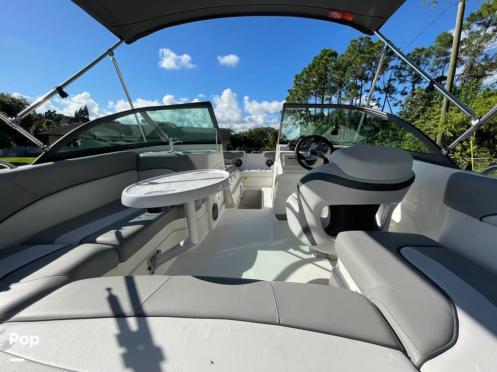 Slide: The Image of NauticStar 203dc 2021 - 33