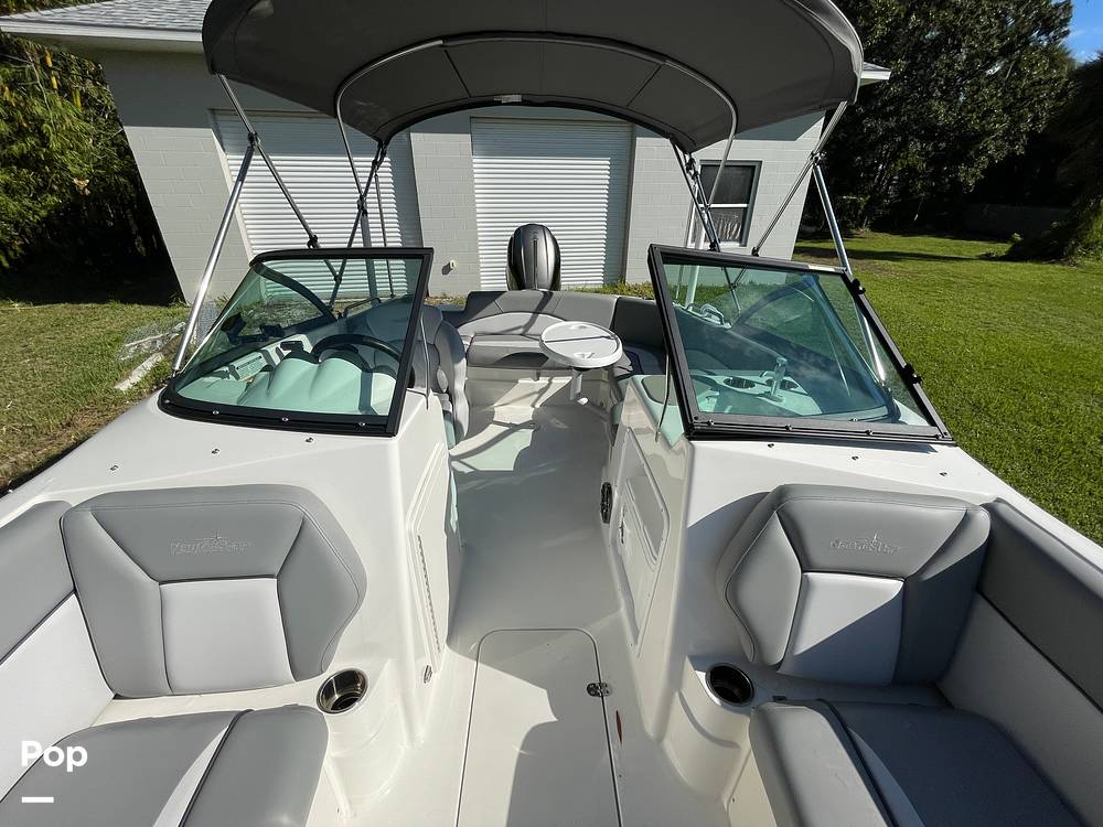 Slide: The Image of NauticStar 203dc 2021 - 4