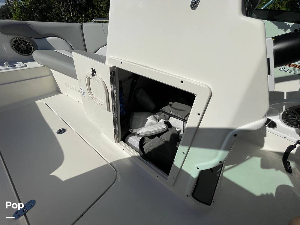 Slide: The Image of NauticStar 203dc 2021 - 57