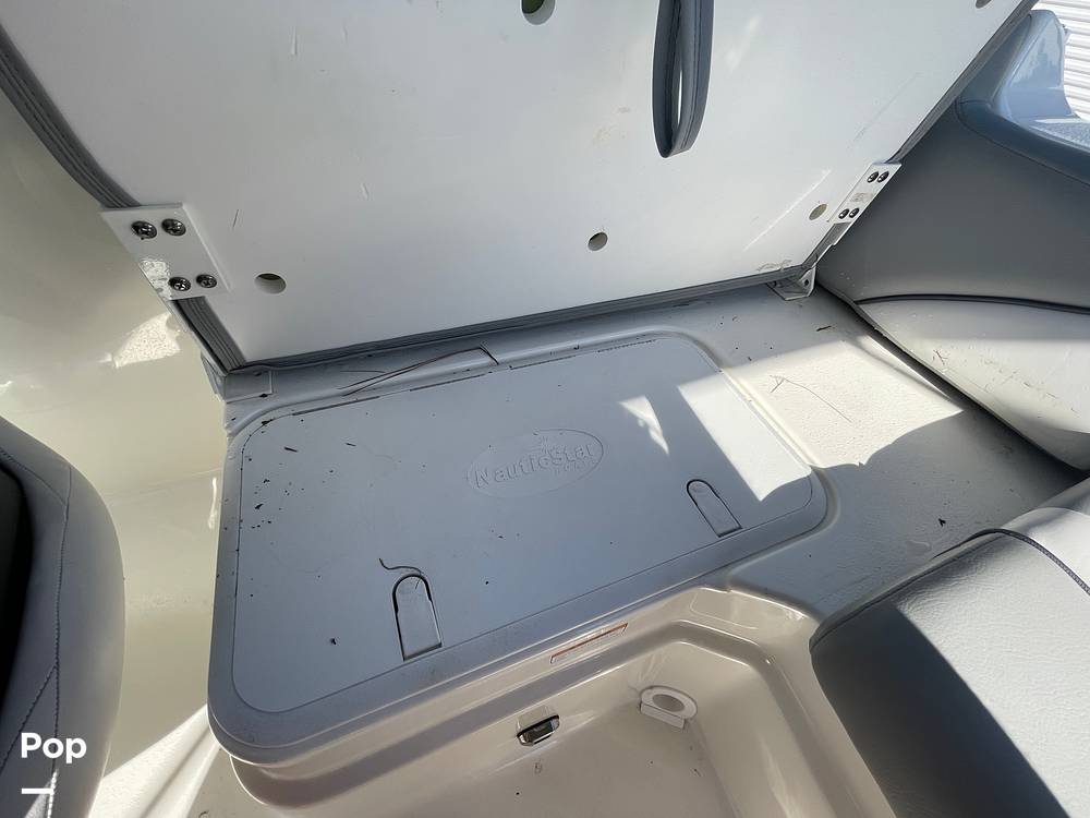 Slide: The Image of NauticStar 203dc 2021 - 64