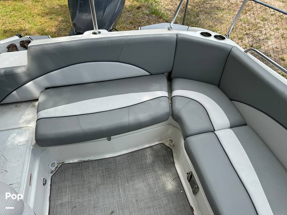 Slide: The Image of NauticStar 203DC 2022 - 15
