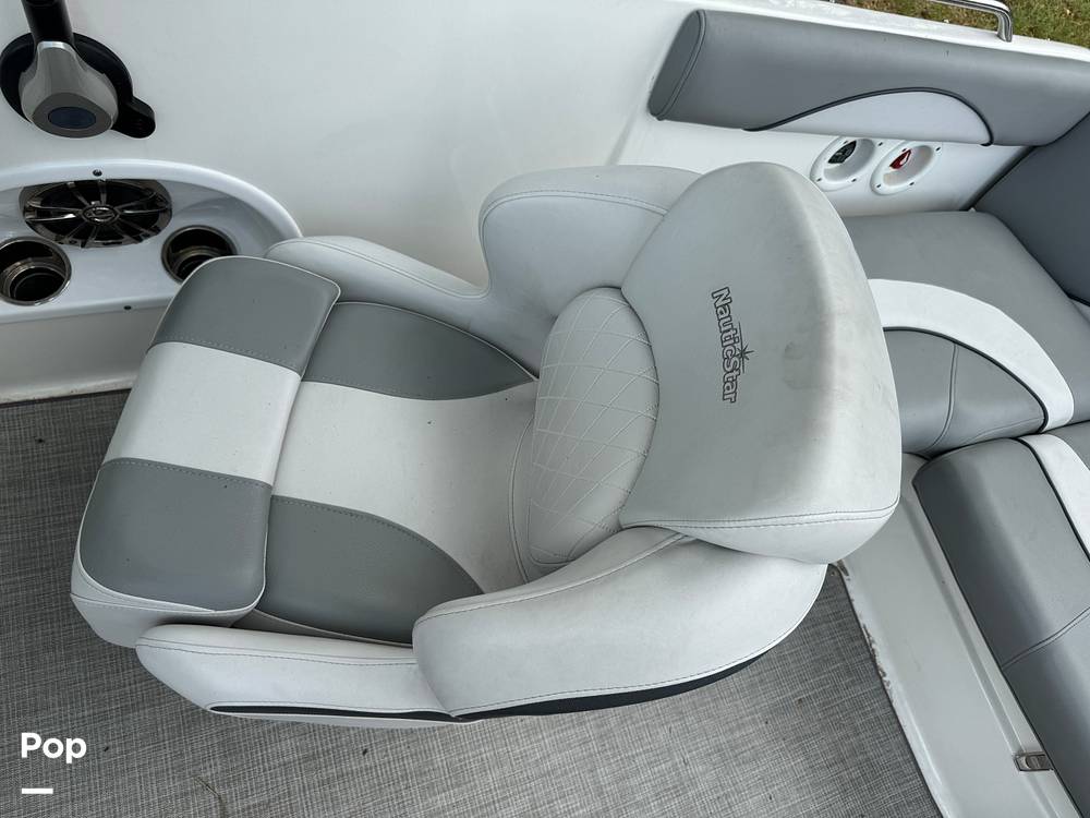 Slide: The Image of NauticStar 203DC 2022 - 52