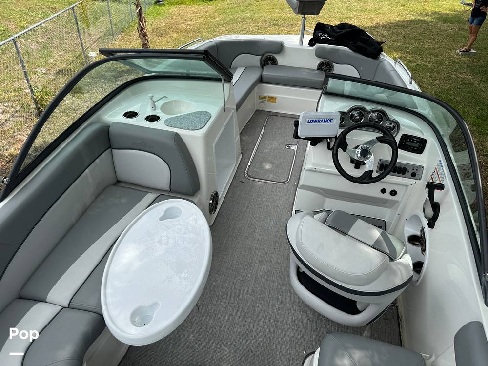 Slide: The Image of NauticStar 203DC 2022 - 8