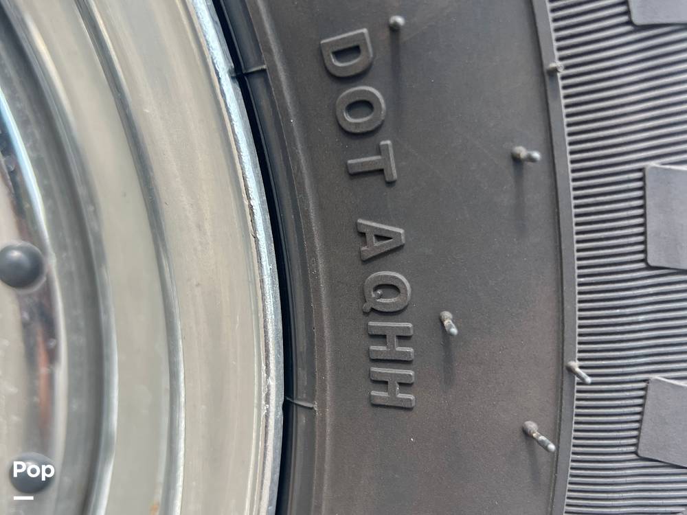 Slide: The Image of Tire Date Code - 13145553