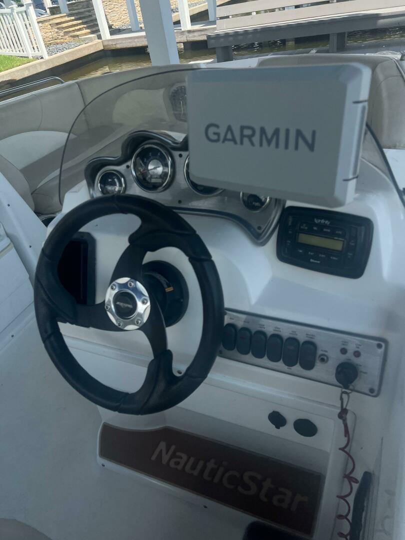 Slide: The Image of NauticStar 203 SC 2017 - 5291601