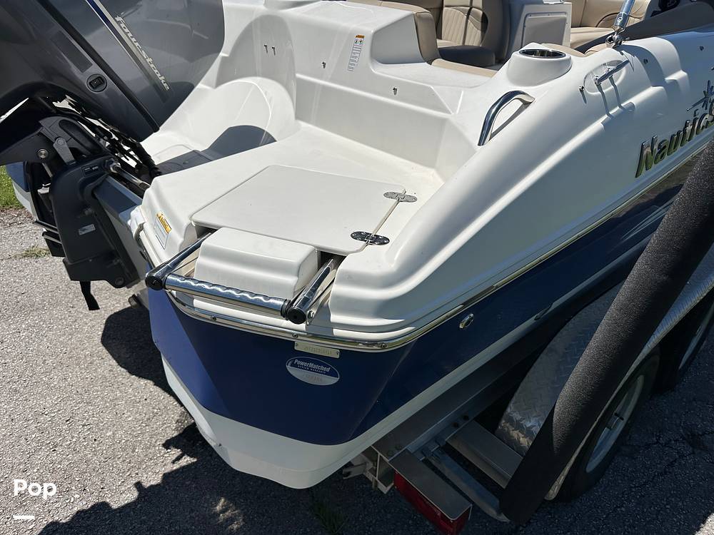 Slide: The Image of NauticStar 203SC Sport Deck 2014 - 15414389
