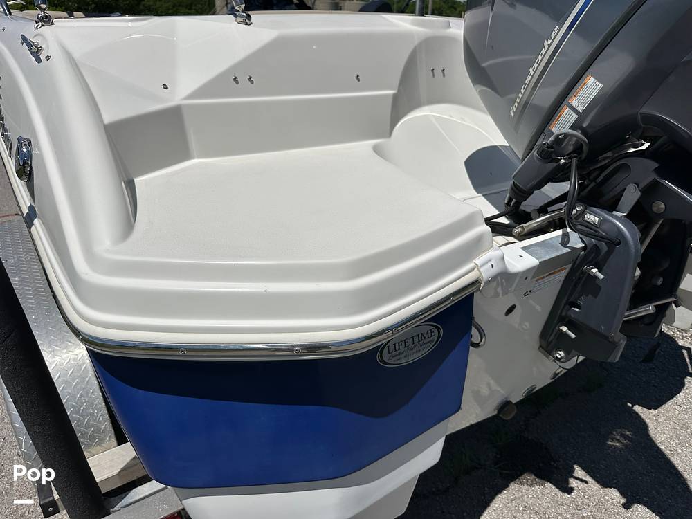 Slide: The Image of NauticStar 203SC Sport Deck 2014 - 15414426