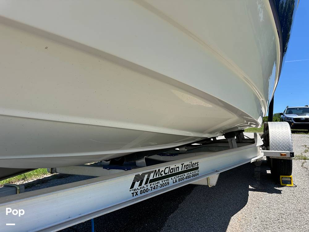 Slide: The Image of NauticStar 203SC Sport Deck 2014 - 15414436