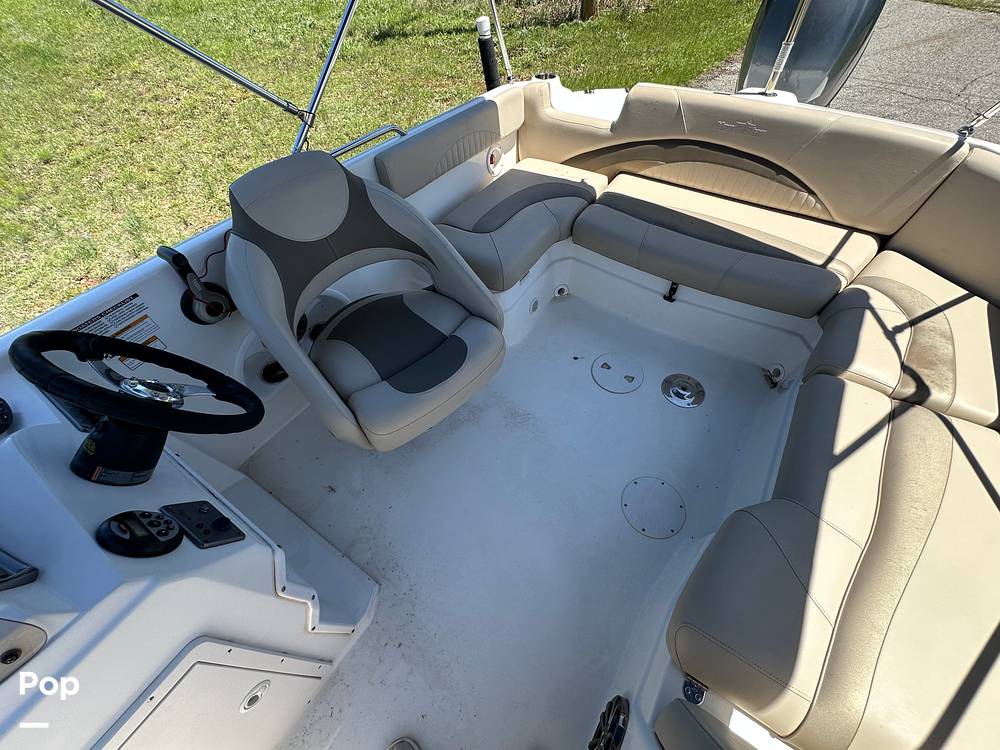 Slide: The Image of NauticStar 203SC Sport Deck 2014 - 15414459