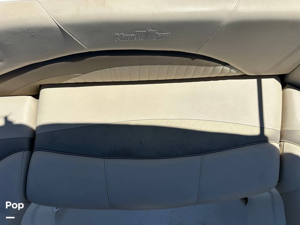 Slide: The Image of NauticStar 203SC Sport Deck 2014 - 15414485