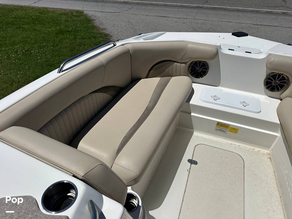 Slide: The Image of NauticStar 203SC Sport Deck 2014 - 15414496
