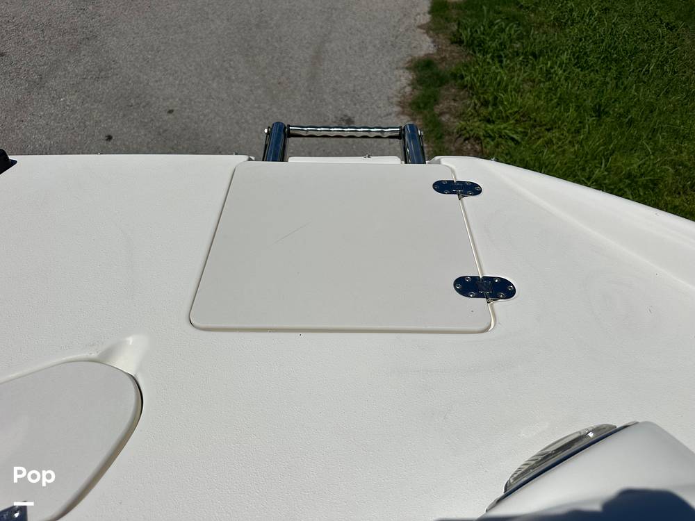 Slide: The Image of NauticStar 203SC Sport Deck 2014 - 15414507