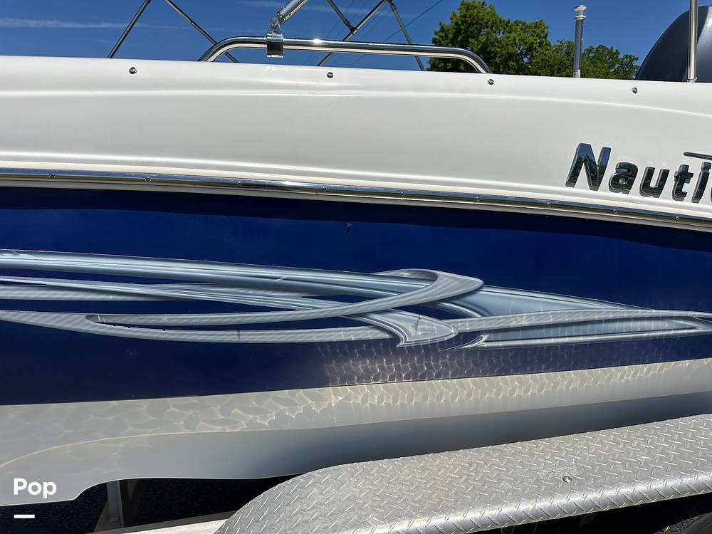 Slide: The Image of NauticStar 203SC Sport Deck 2014 - 15414431