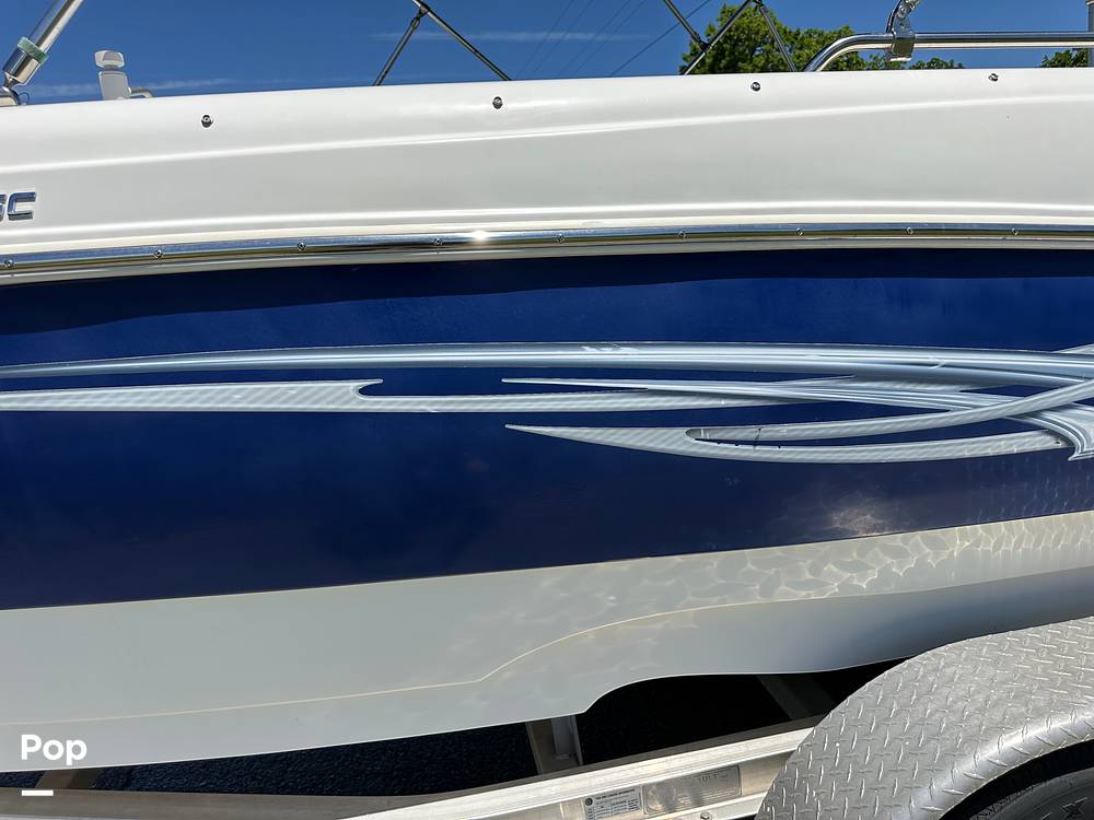 Slide: The Image of NauticStar 203SC Sport Deck 2014 - 15414432