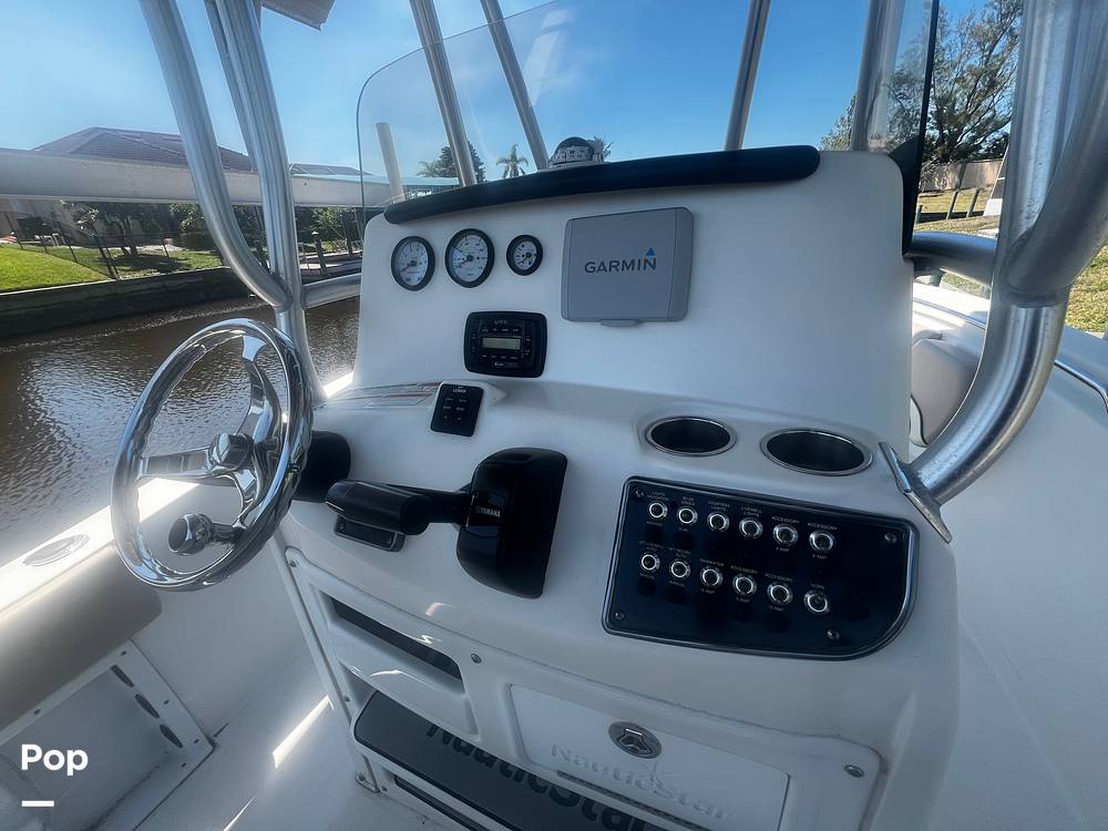 Slide: The Image of NauticStar 2102 Legacy 2016 - 15250906
