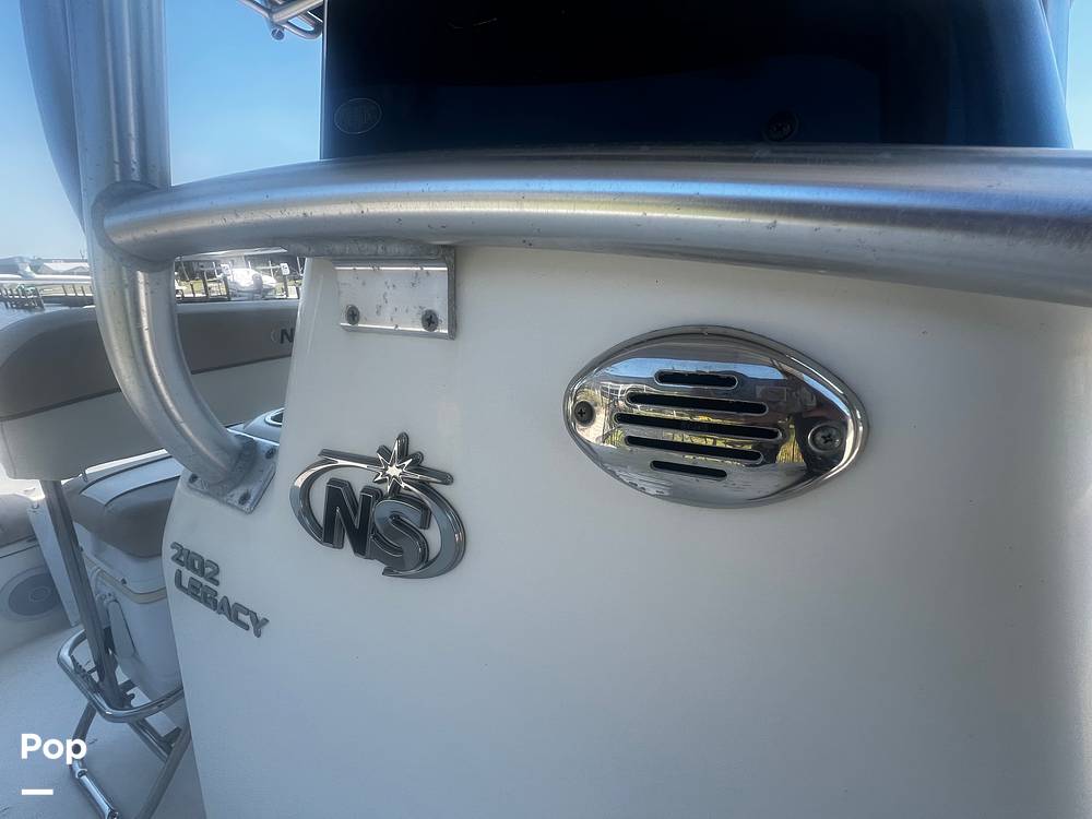 Slide: The Image of NauticStar 2102 Legacy 2016 - 15250930