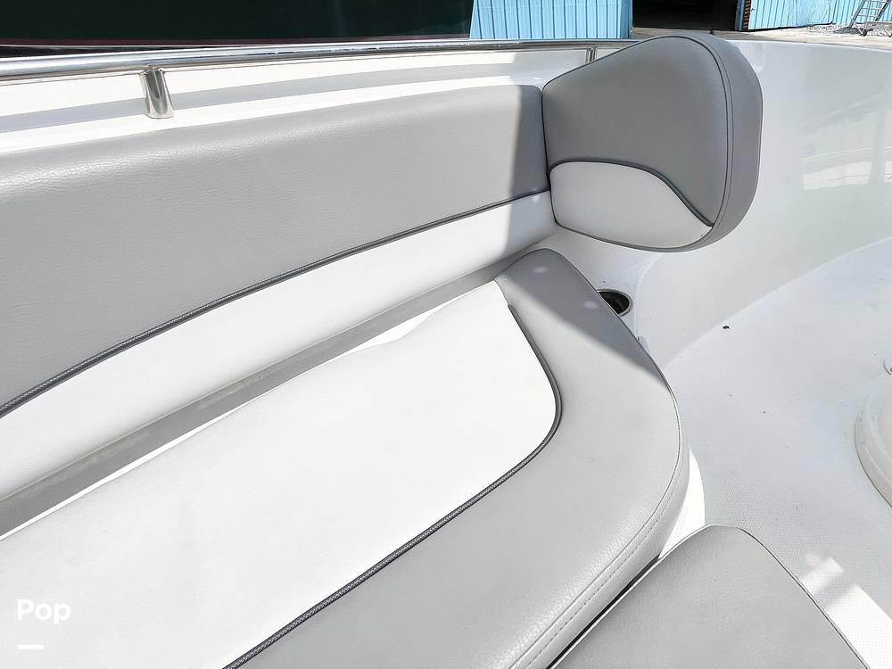 Slide: The Image of Bow Seating - 14723575