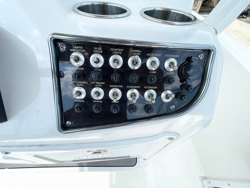 Slide: The Image of NauticStar 2102 Legacy 2022 - 14723553