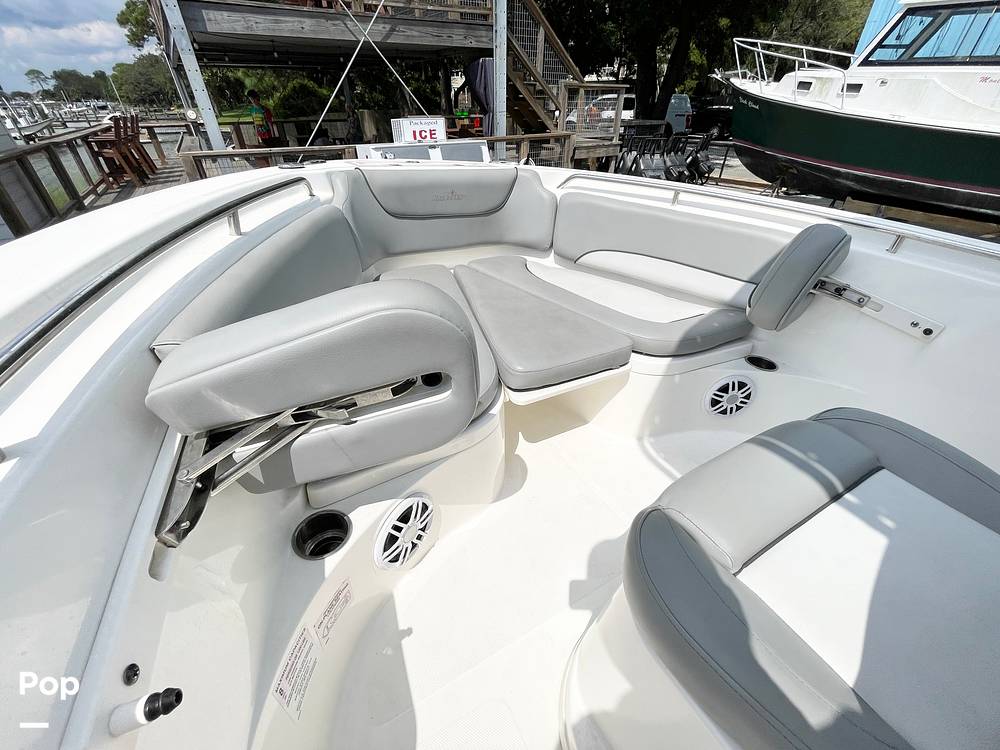 Slide: The Image of Bow Seating - 14723576