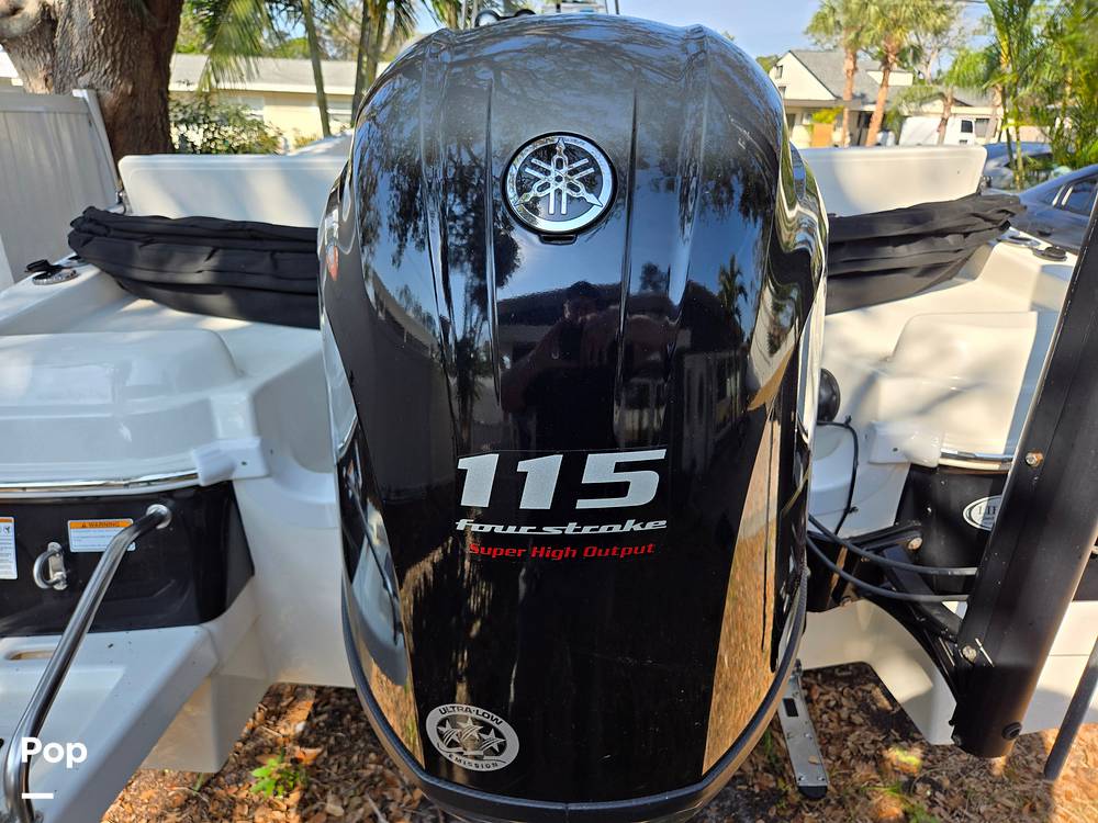 Slide: The Image of NauticStar 211 Hybrid 2021 - 15143448