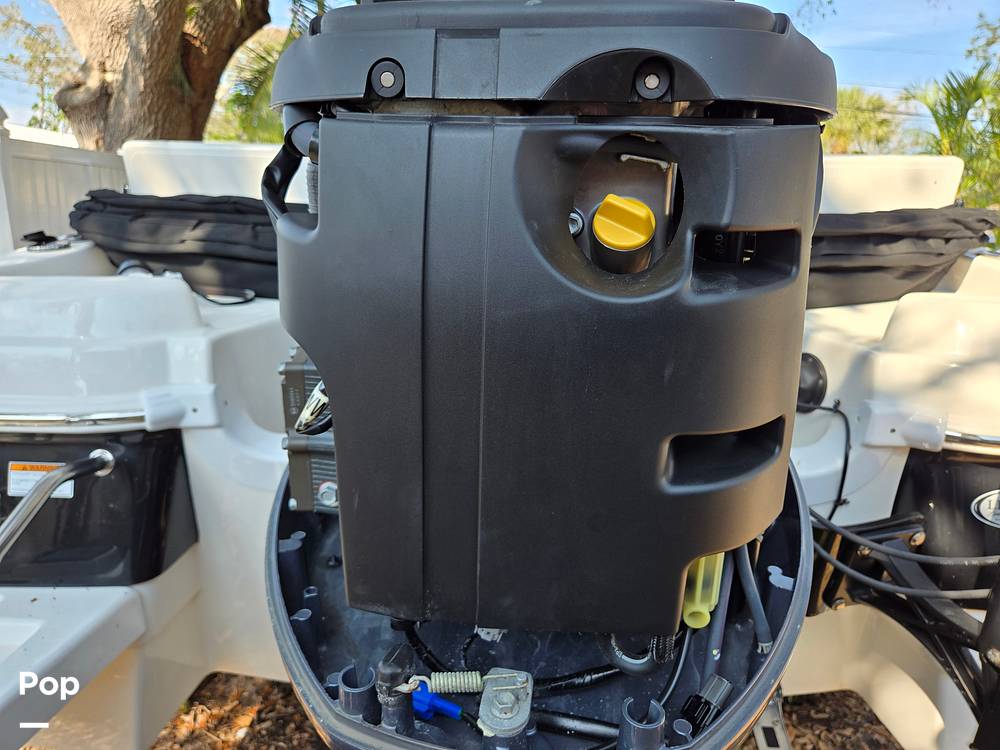 Slide: The Image of NauticStar 211 Hybrid 2021 - 15143452