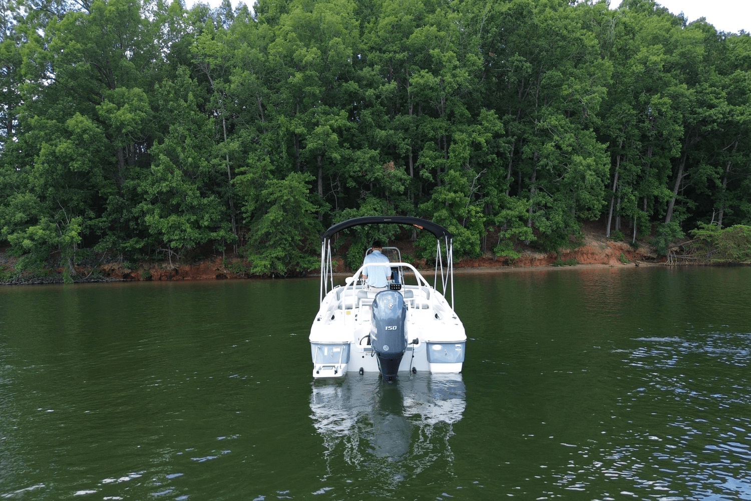 Slide: The Image of NauticStar 211 HYBRID 2021 - 4