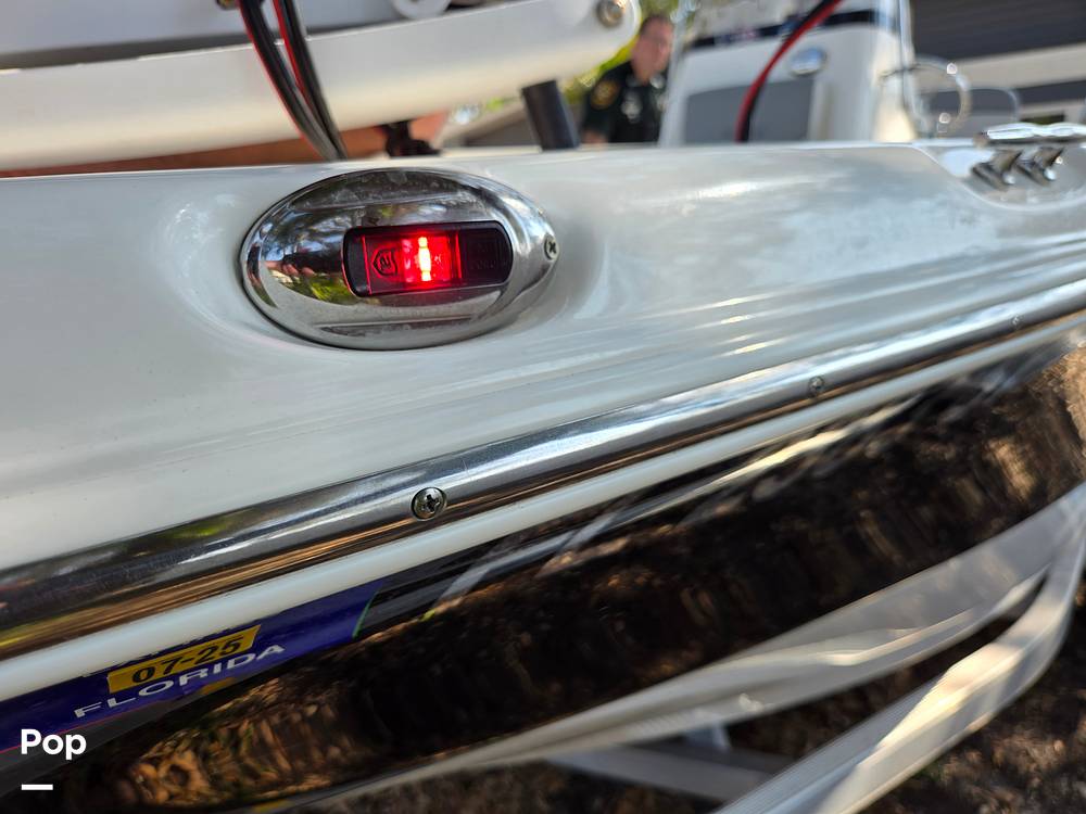 Slide: The Image of NauticStar 211 Hybrid 2021 - 15143476