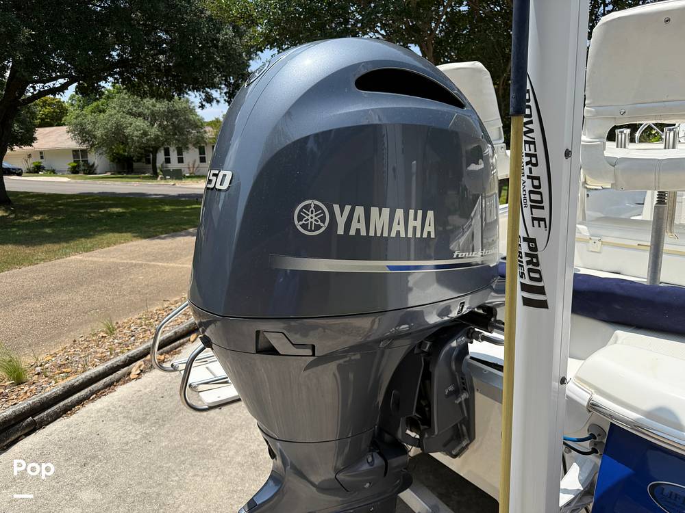 Slide: The Image of NauticStar 214XTS 2016 - 15506120