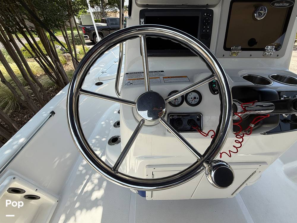 Slide: The Image of NauticStar 214XTS 2016 - 15506147