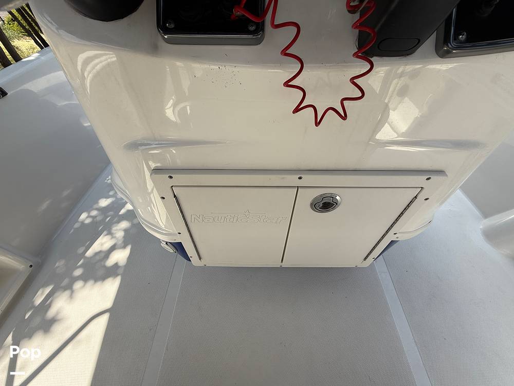 Slide: The Image of NauticStar 214XTS 2016 - 15506155