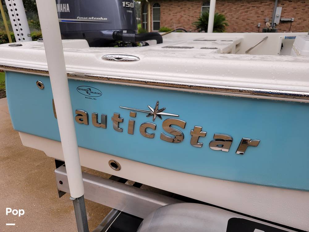 Slide: The Image of NauticStar 215XTS 2018 - 14725790