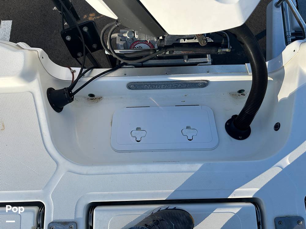Slide: The Image of NauticStar 215XTS 2018 - 13855831