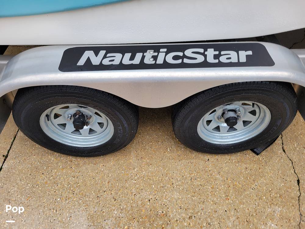 Slide: The Image of NauticStar 215XTS 2018 - 14725842