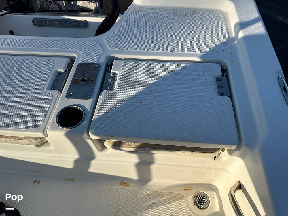 Slide: The Image of NauticStar 215XTS 2018 - 13855858