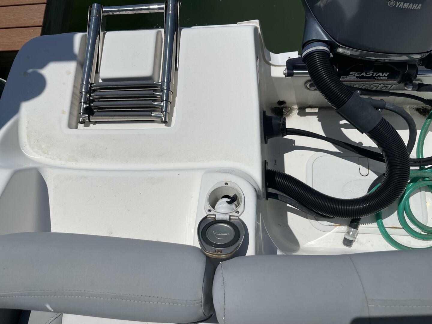 Slide: The Image of NauticStar 22 2021 - 5394247