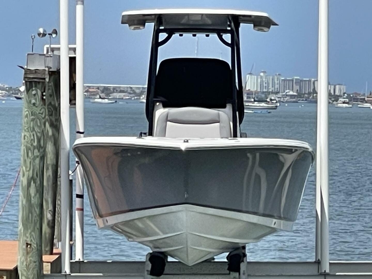 Slide: The Image of NauticStar 22 2021 - 5394264