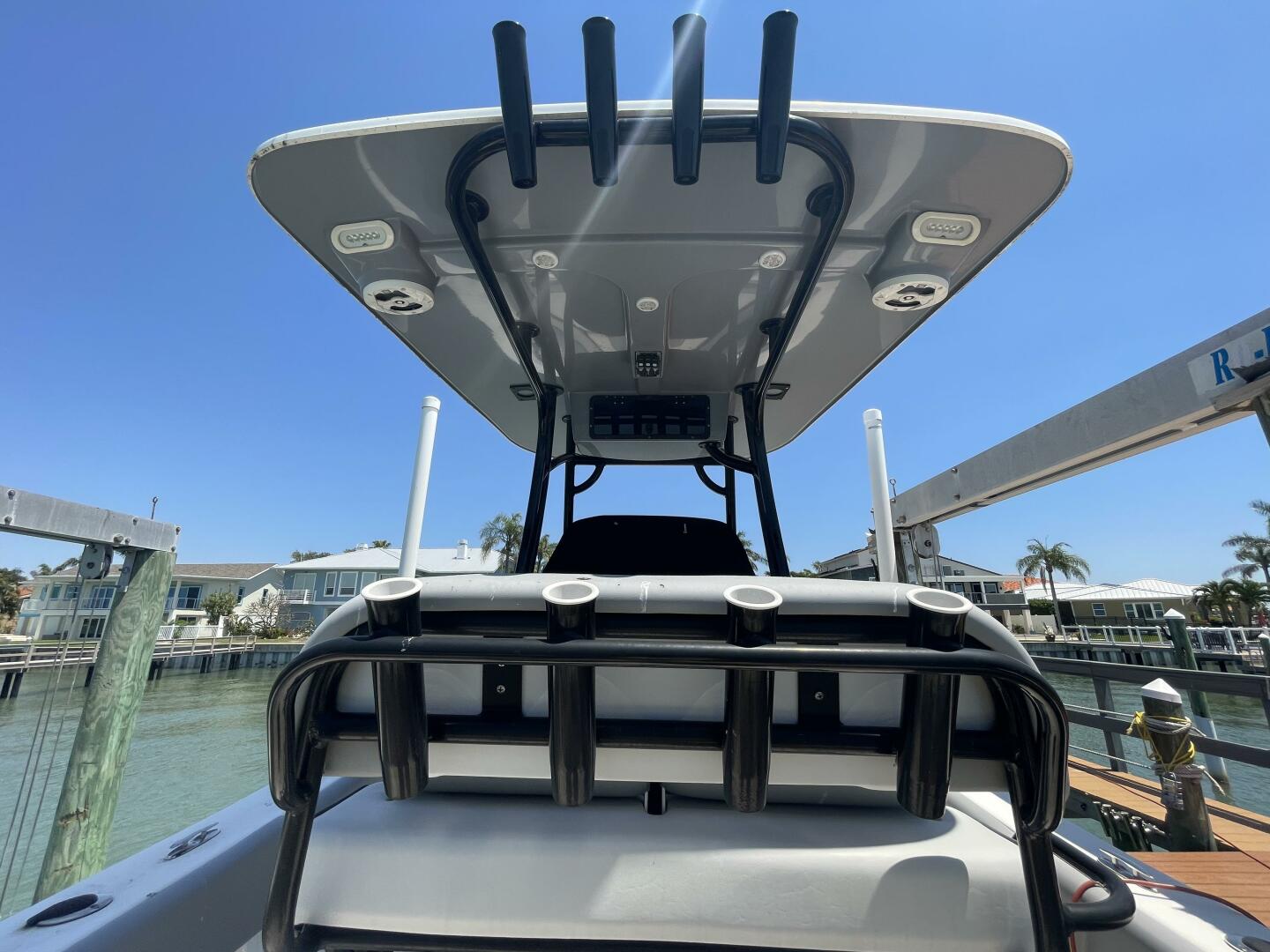 Slide: The Image of NauticStar 22 2021 - 5394238