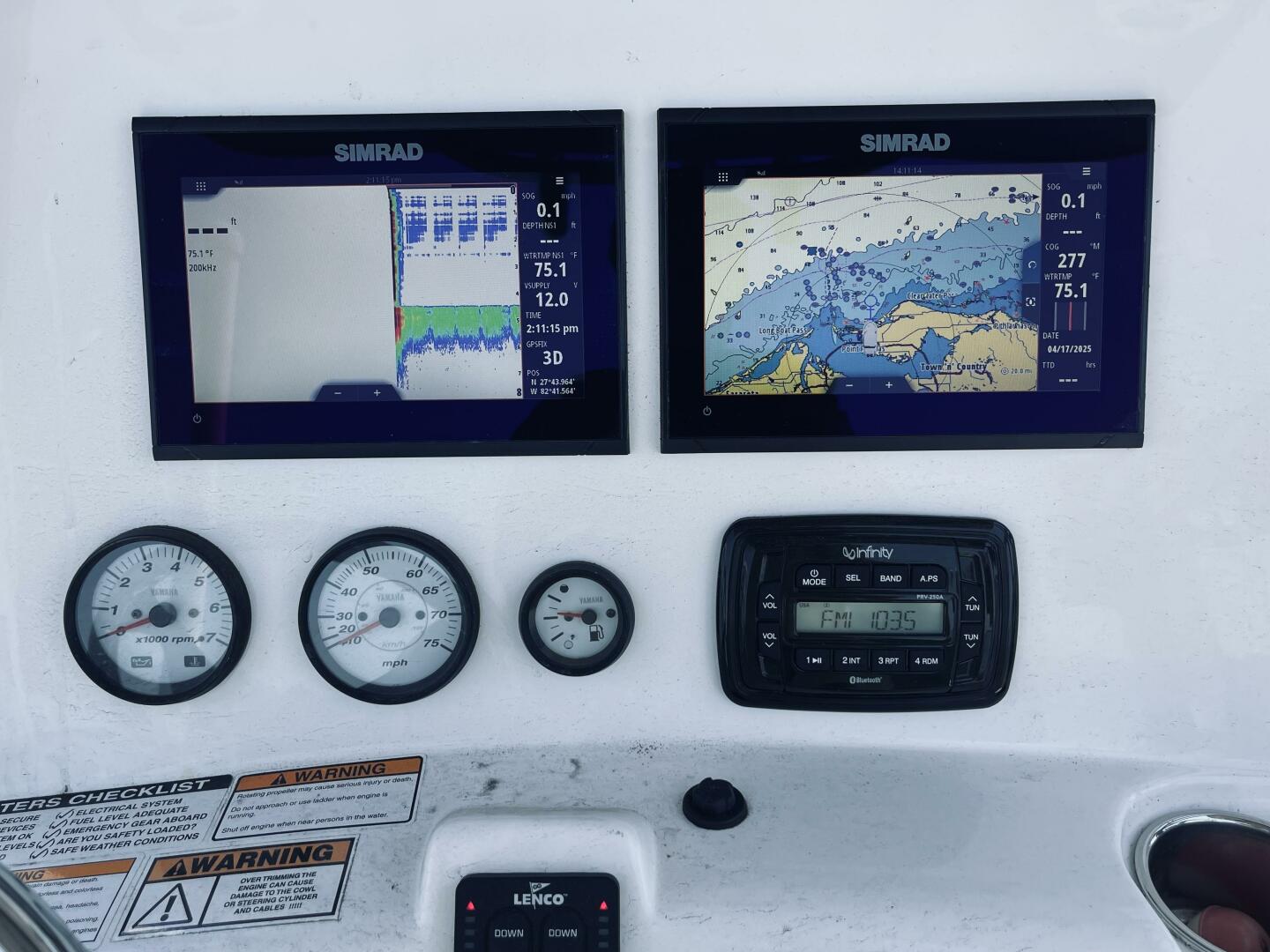 Slide: The Image of NauticStar 22 2021 - 5394240