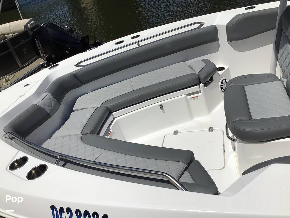 Slide: The Image of NauticStar 222 OSL 2024 - 14319803